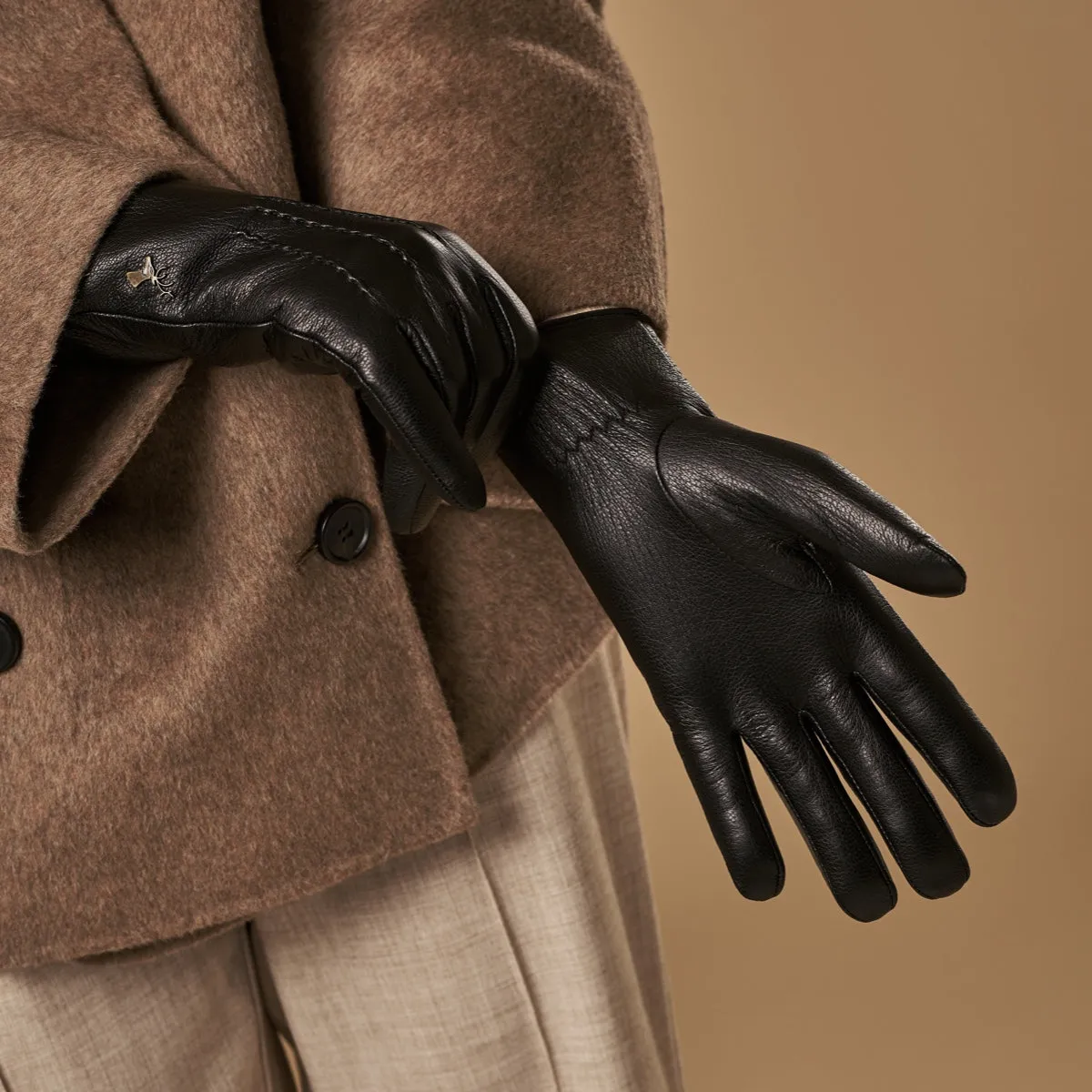 Alessandra (black) - goatskin leather gloves with lambswool lining & touchscreen feature