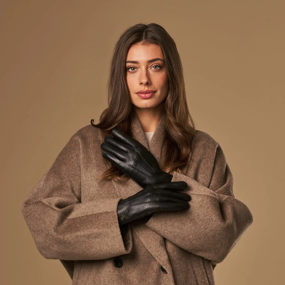 Alessandra (black) - goatskin leather gloves with lambswool lining & touchscreen feature