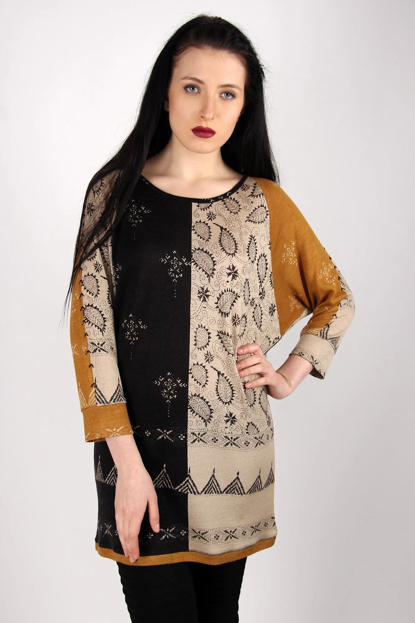 Black & Beige Floral Silk Wool Cashmere sweater