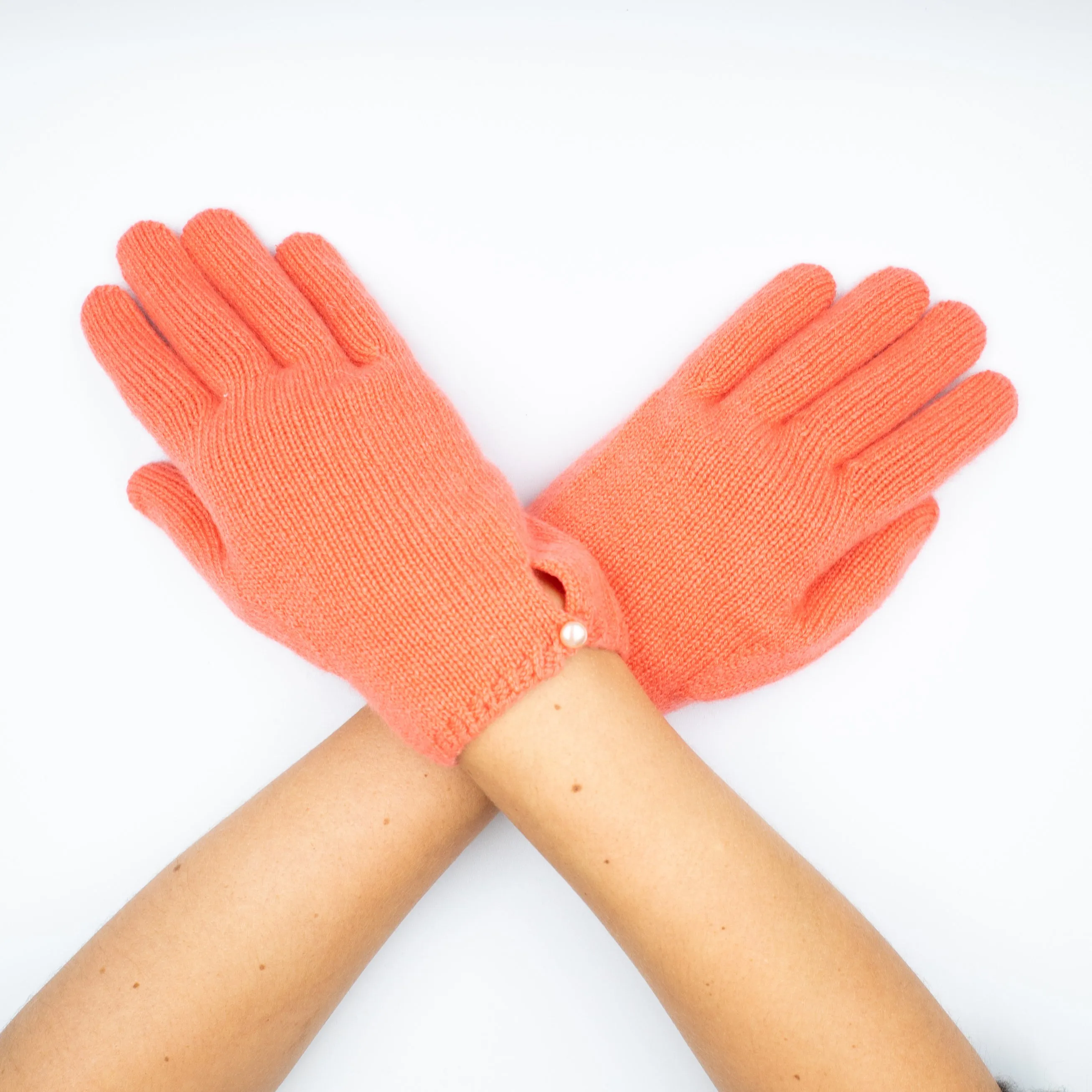 Brand New Scottish Fiery Orange Gloves