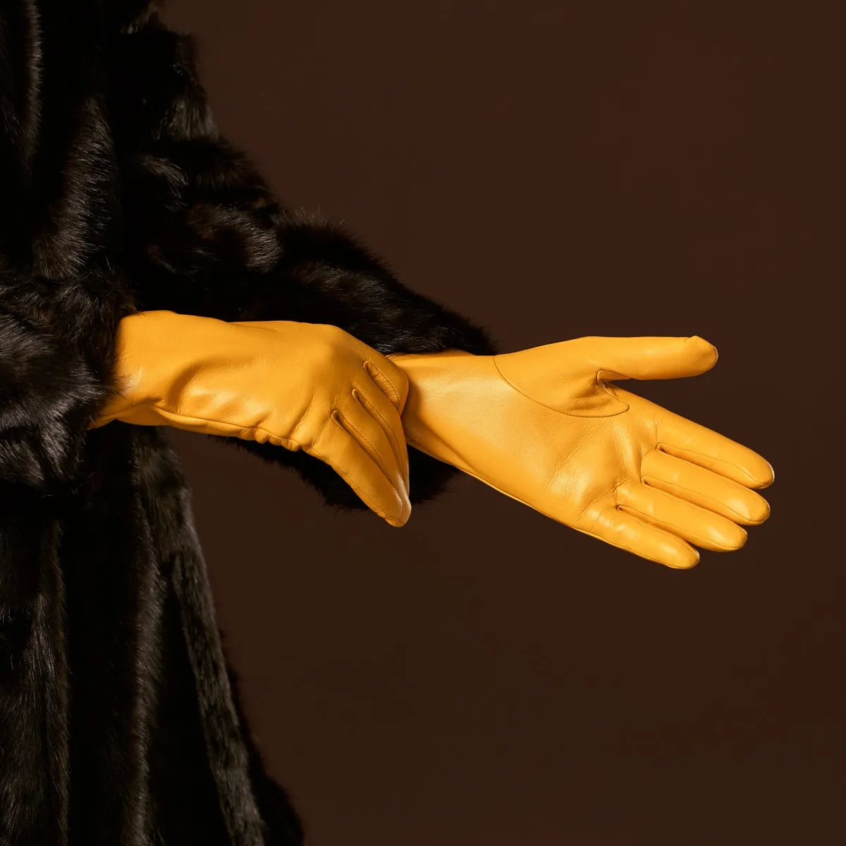 Isabella (yellow) - Italian lambskin leather gloves with luxurious cashmere lining