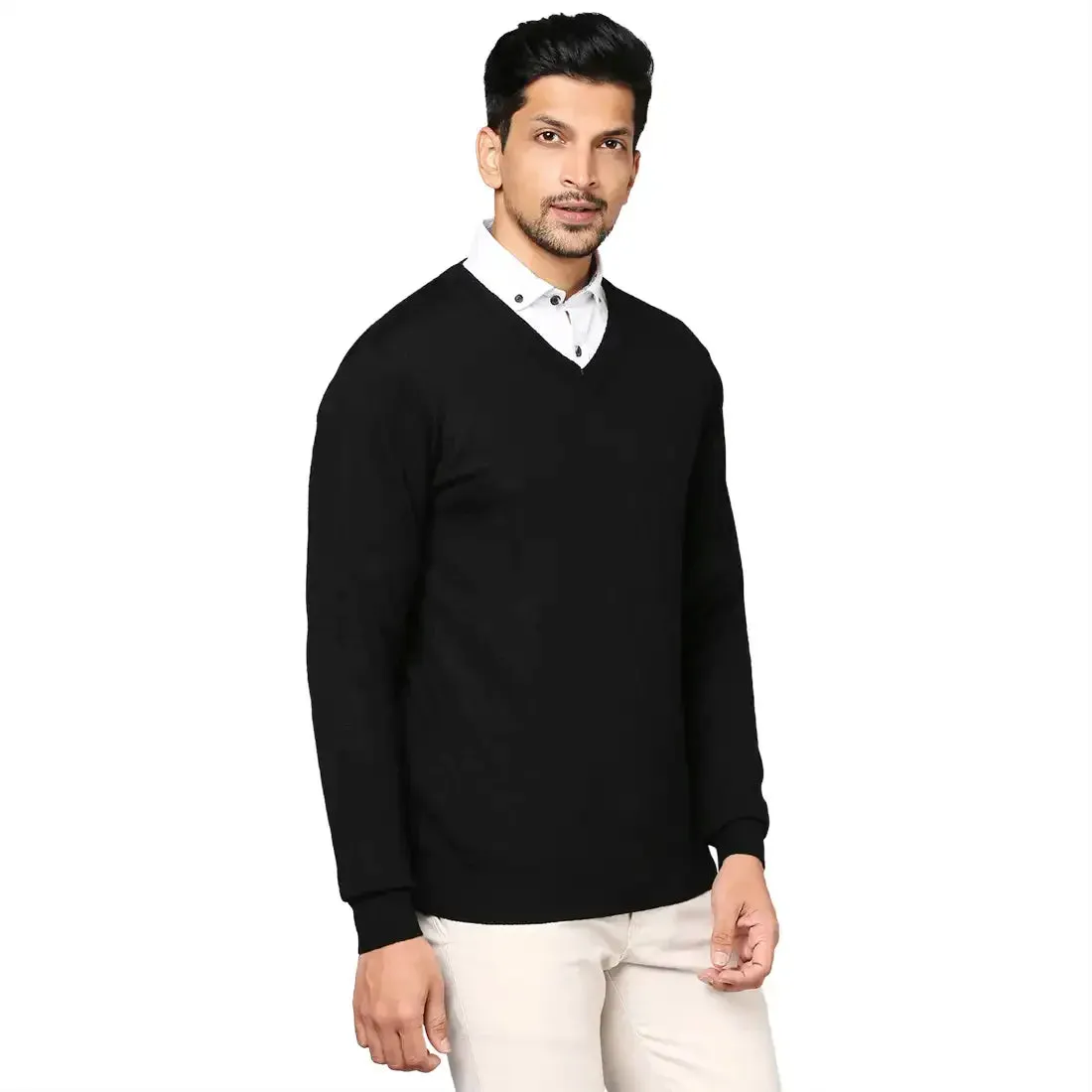 Men Black Solid Merino Wool Full Sleeve V Neck Collar Sweaters