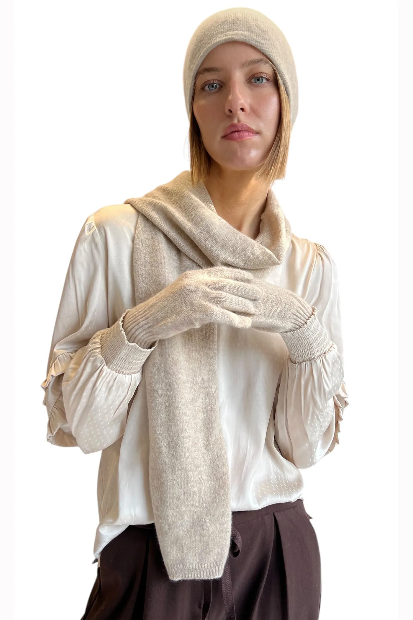 Oat cashmere gloves for women