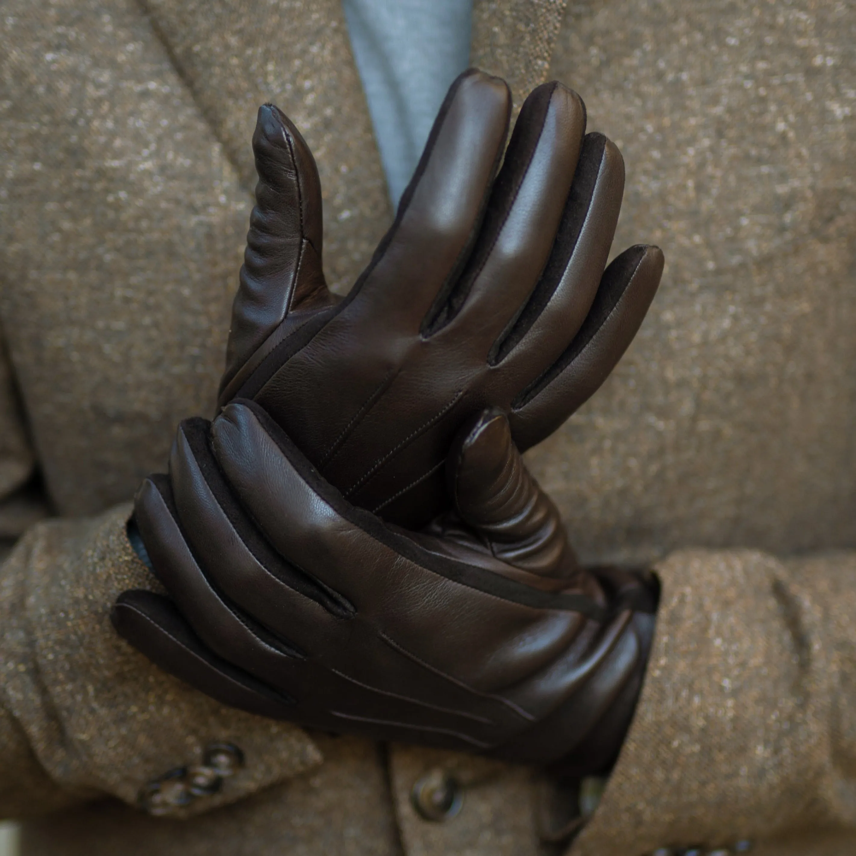 Sassari Manchu Leather Gloves